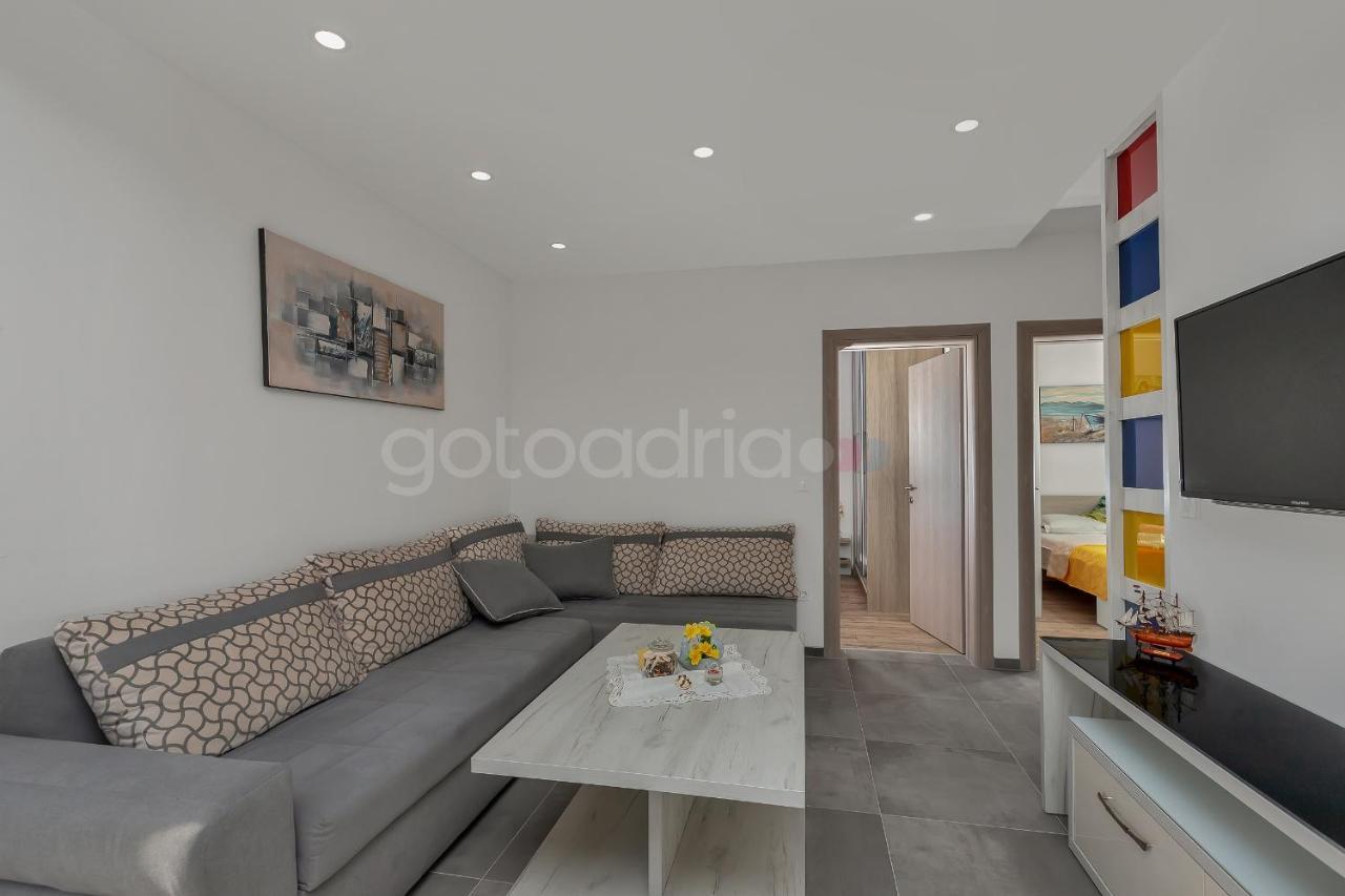 Luxury Apartment Poseidon - Free Beach Parking Makarska Ngoại thất bức ảnh
